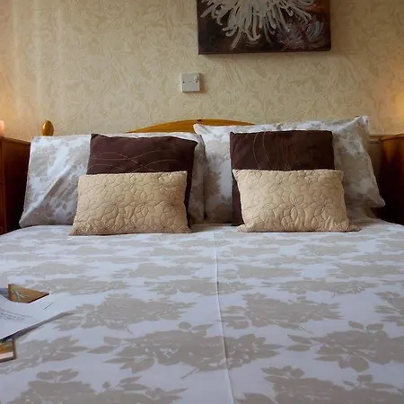 The Kensington 4* Scarborough