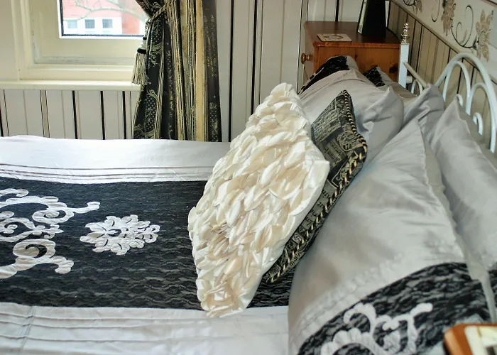 Guest house The Kensington Scarborough