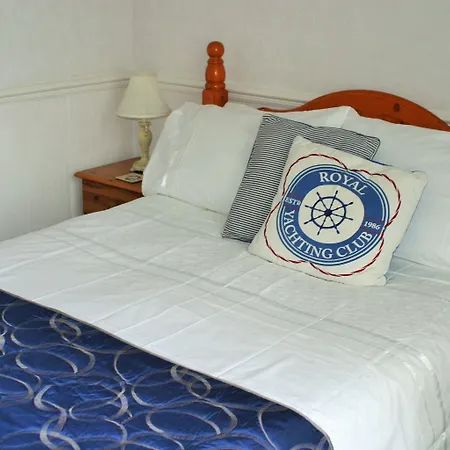 Πανσιόν The Kensington 4*